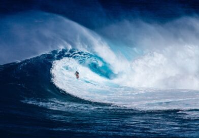 surfer, waves, ocean-1836366.jpg
